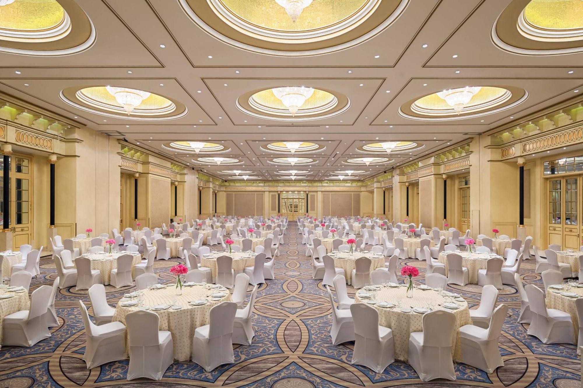 シェラトン ダンマン ホテル ＆ コンベンションセンター ダンマーム エクステリア 写真 The Grand Ballroom